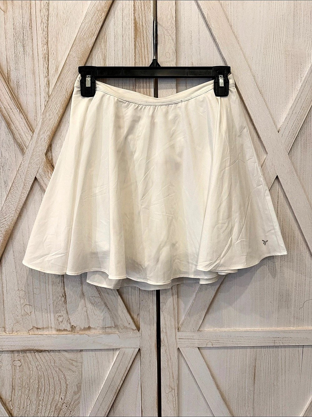 Old Navy Active PowerSoft Skort in Cream Size Medium